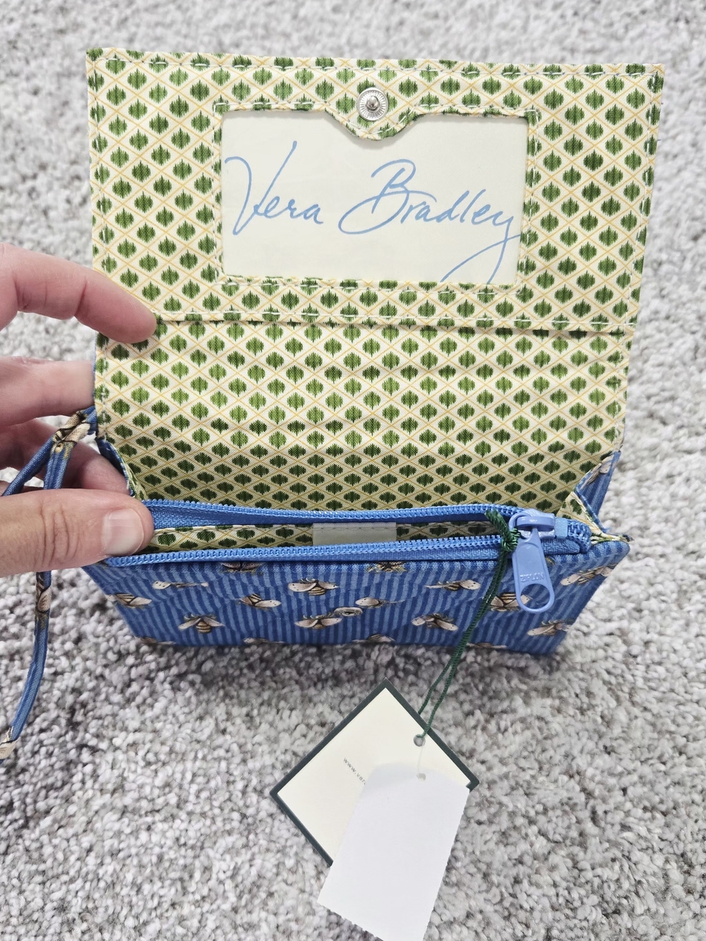 NEW! Vera Bradley Blue Bee & Floral Wristlet. Vintage - Picture 3 of 4